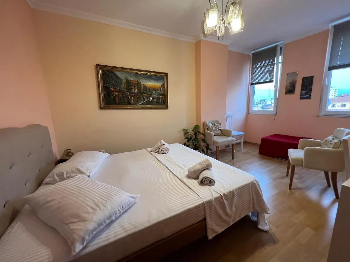 City Center Apartment In Shkodër